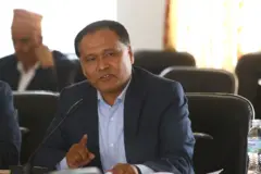संसदीय समितिमा कुलमान घिसिङ (फाइल फोटो) 
