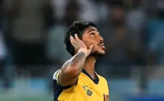 پتھم نسانکا نے ٹورنامنٹ کی پہلی سنچری لگائی اور میچ ہارنے کے بعد بھی پلیئر آف دی میچ کے حقدار قرار پائے