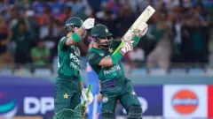 IND vs PAK એશિયા કપ : ભારતનો પાકિસ્તાન સામે વિજય, અભિષેક-ગિલની તોફાની ઇનિંગ, સાહિબજાદા ફરહાનના 'ગન સેલિબ્રેશન' પર કેમ ઉઠી રહ્યા છે સવાલ?