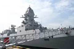 Tàu chiến Ấn Độ