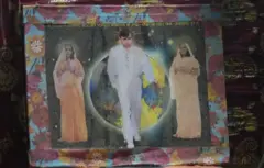 এক ভক্তের বাড়ির দেওয়ালে সস্ত্রীক 'ভোলে বাবা'র ছবি