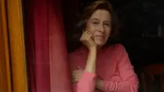 Julia Navarro.