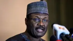 Farfesa Mahmood Yakubu