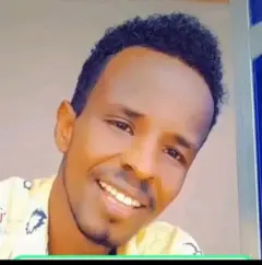 Baardheere ayuu kula midoobey qoyskiisa dhanka aabbaha