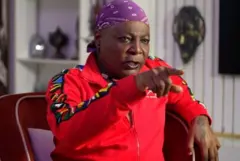 Charly Boy asaala mgbanwe aha 'bus stop' aha ya 