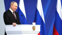 Путин на трибуне