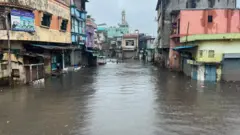 gujarat rain, Surat, tapi, valsad, ગુજરાત, સુરત, વલસાડ, વરસાદ, તાપી, ચોમાસું, બીબીસી ગુજરાતી