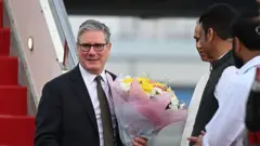 ब्रिटिश पंतप्रधान स्टार्मर म्हणतात, भारतासाठी व्हिसाचे नियम शिथिल करणार नाही