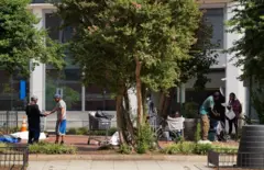 Personas sin hogar acampan en DC