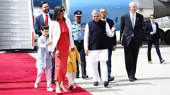 జేడీ వాన్స్, ఉషా చిలుకూరి 