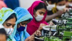 গাজীপুর আশুলিয়ার অনেক কারখানাতেই অস্থিরতা চলছে