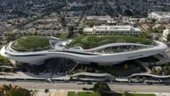 El Museo Lucas de Arte Narrativo en Los Ángeles, California