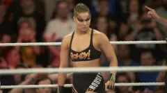 روندا رزی که الان در مسابقات کشتی کچ شرکت دبلیو‌دبلیو‌ئی شرکت می‌کند، قبلا قهرمان سازمان یو‌اف‌سی بود