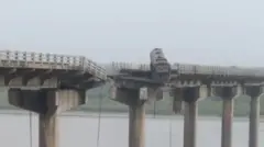 குஜராத் பால விபத்து