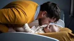 युरोपात सतत घसरता प्रजनन दर