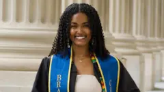 ለለዳ ብዓውዲ ባዮመዲካል ኢንጂነሪን ኣብ ዝተመረቐትሉ