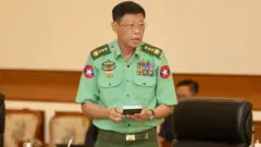  ကာကွယ်ရေးဝန်ကြီးဟောင်းဗိုလ်ချုပ်ကြီးမြထွန်းဦး