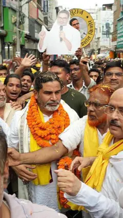 एफ़िडेविट के मुताबिक प्रशांत किशोर से ज़्यादा संपत्ति उनकी पत्नी के पास है