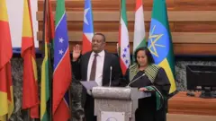 አዲሱ የኢሰመኮ ኮሚሽነር አቶ ብርሃኑ አዴሎ ቃለ መሃላ ሲፈጽሙ
