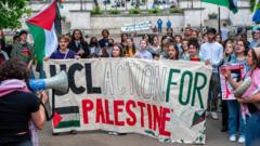طلاب بريطانيون مؤيدون لفلسطين