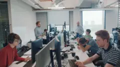 ኪነታዊ ኣእምሮ ጉግል