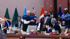 ወከልቲ ኣፍሪቃ ታሕጓሶም ገሊጾም