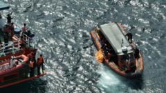 Kapal tenggelam di Labuan Bajo - Pelatih klub sepak bola Valencia ditemukan