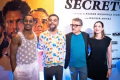 O Kanalha, Wagner Moura, Kleber Mendonça Filho e Emilie Lesclaux durante pré-estreia do filme em Salvador