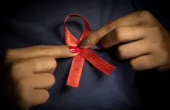 ሪባን መዕበዪ ግንዛበ ኤይድስ