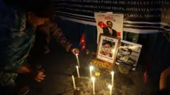 जेन जी आन्दोलनमा मारिएकाहरूको सम्झनामा बिहीवार नयाँ बानेश्वरमा दीप प्रज्वलन गरिँदै