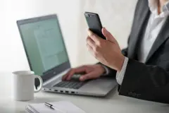 سړی کار کوي