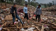 longsor-timbun-puluhan-rumah-di-bandung-barat-delapan-orang-meninggal-dunia