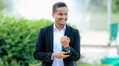 ඉදිරි මහ මැතිවරණයේදී කොළඹ දිස්ත්‍රික්කය සඳහා ස්වාධීන කණ්ඩායමක් වෙනුවෙන් භාර දුන් සිය නාමයෝජනා පත්‍රය ප්‍රතික්ෂේප කිරීමට දිස්ත්‍රික් තේරීම් භාර නිලධාරියා ගනු ලැබූ තීරණය බල රහිත කිරීමේ නියෝගයක් ඉල්ලා සමාජ මාධ්‍ය ක්‍රියාකාරීකයෙකු වූ අශේන් සේනාරත්න ඉදිරිපත් කළ පෙත්සම ශ්‍රේෂ්ඨාධිකරණය අද (ඔක්තෝබර් 23 වැනිදා) ප්‍රතික්ෂේප කළේය.