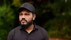 O único sobrevivente da queda do avião da Air India, Vishwash Kumar Ramesh