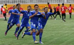 सन् २०१४ मा टिमोर लेस्टविरुद्ध गोल गरेपछि नेपाली फर्वर्ड अनील गुरुङ खुसी मनाउँदै 