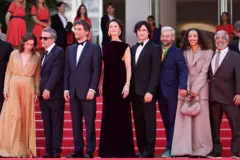 Elenco do filme "O Agente Secreto" no tapete vermelho do festival de Cannes