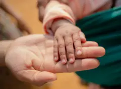 19 மாத குழந்தையின் உறுப்புகள் தானம் - இளம்பெண், 2 குழந்தைகளுக்கு கிடைத்த மறுவாழ்வு