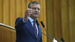 Özgür Özel