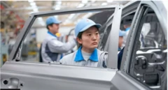 চীন এখন বিশ্বের শীর্ষ গাড়ি রপ্তানিকারক দেশ