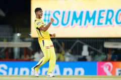 පිතිකරුවන්ගේ පාරාදීසයක් වූ මෙවර IPL තරගාවලියේ අභියෝග ජය ගත් පන්දු යවන්නෝ