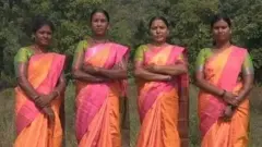 মহারাষ্ট্রের সীতারামপেঠ গ্রামের এই চার নারী পড়ুয়াদের সুরক্ষার ভার নিজদের কাঁধে তুলে নিয়েছেন। 