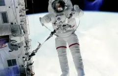 விண்வெளி பயணத்தில் உள்ள சவால்கள் என்ன?