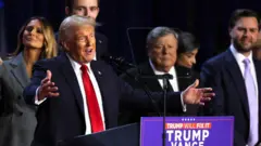 「勝利演説」をするトランプ候補