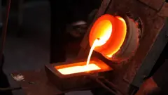 सुन गालिँदै 