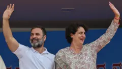 कांग्रेस नेता राहुल गांधी और प्रियंका गांधी