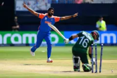 চিরপ্রতিদ্বন্দ্বী ভারতের বিপক্ষে ৬ রানে হারলো পাকিস্তান। 