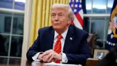 Madaxweyne Trump uu kalsooni ka muujiyay inay horseedi karaan heshiis nabadeed oo lagu soo afjaro dagaalka.