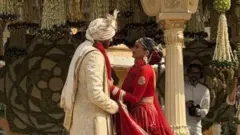  ਨੇਤਰਾ ਮੰਟੇਨਾ ਅਤੇ ਅਮਰੀਕੀ ਕਾਰੋਬਾਰੀ ਵਾਮਸੀ ਗਾਦੀਰਾਜੂ