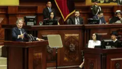 Guillermo Lasso no parlamento
