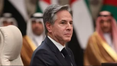 অ্যান্টনি ব্লিংকেন যুদ্ধে মানবিক বিরতির আহ্বান জানিয়েছেন।